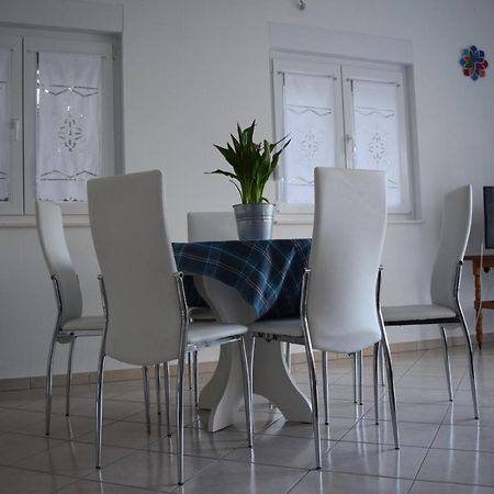 Apartman Julka Sukošan Exterior foto